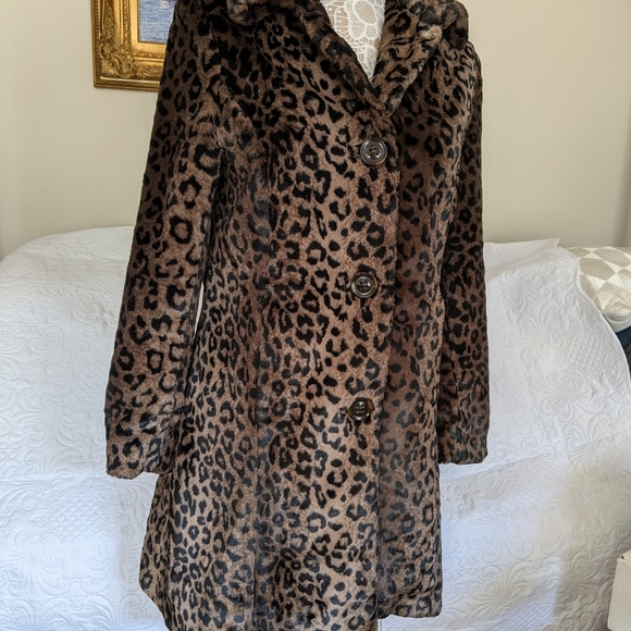 Weatherproof Faux Fur Coat - Picture 12 of 13